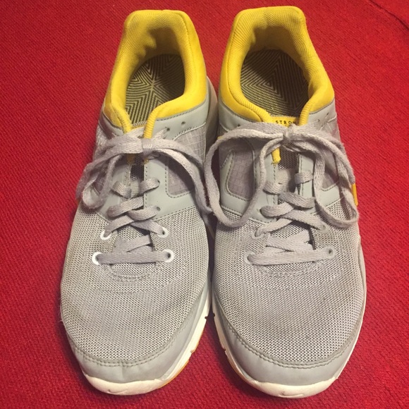 Nike LIVESTRONG Lunarlon edition running shoes - Picture 2 of 8